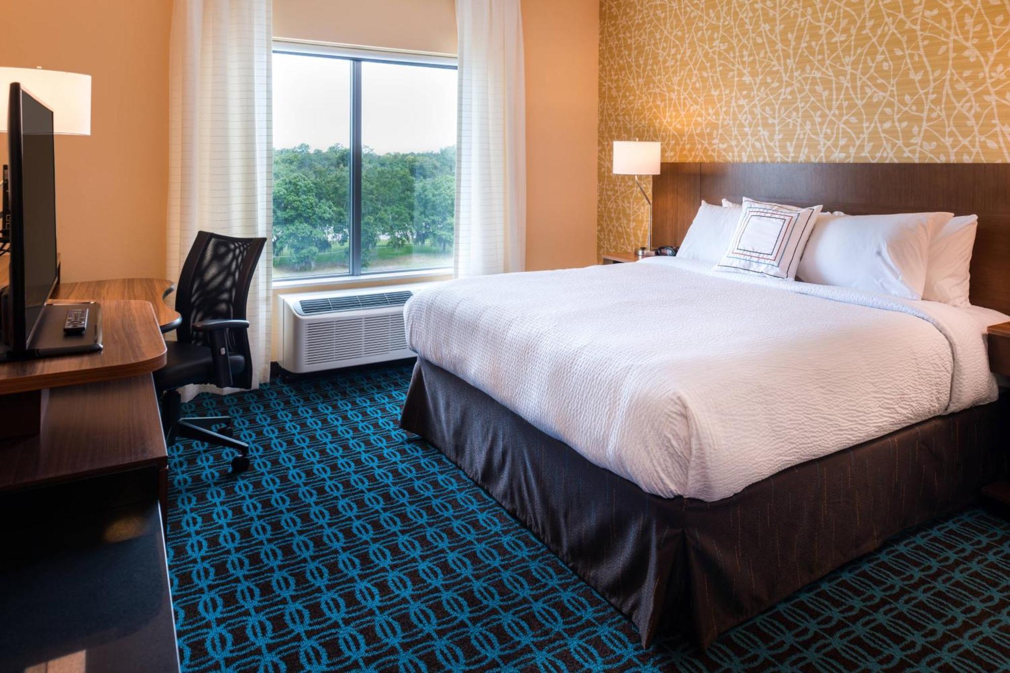 Fairfield Inn & Suites By Marriott Orlando East/Ucf Area Alafaya Exterior photo