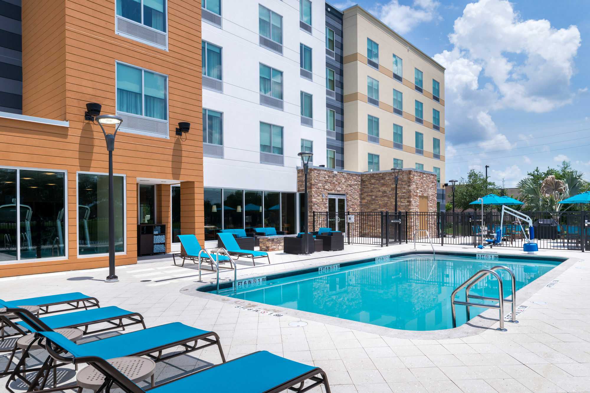 Fairfield Inn & Suites By Marriott Orlando East/Ucf Area Alafaya Exterior photo